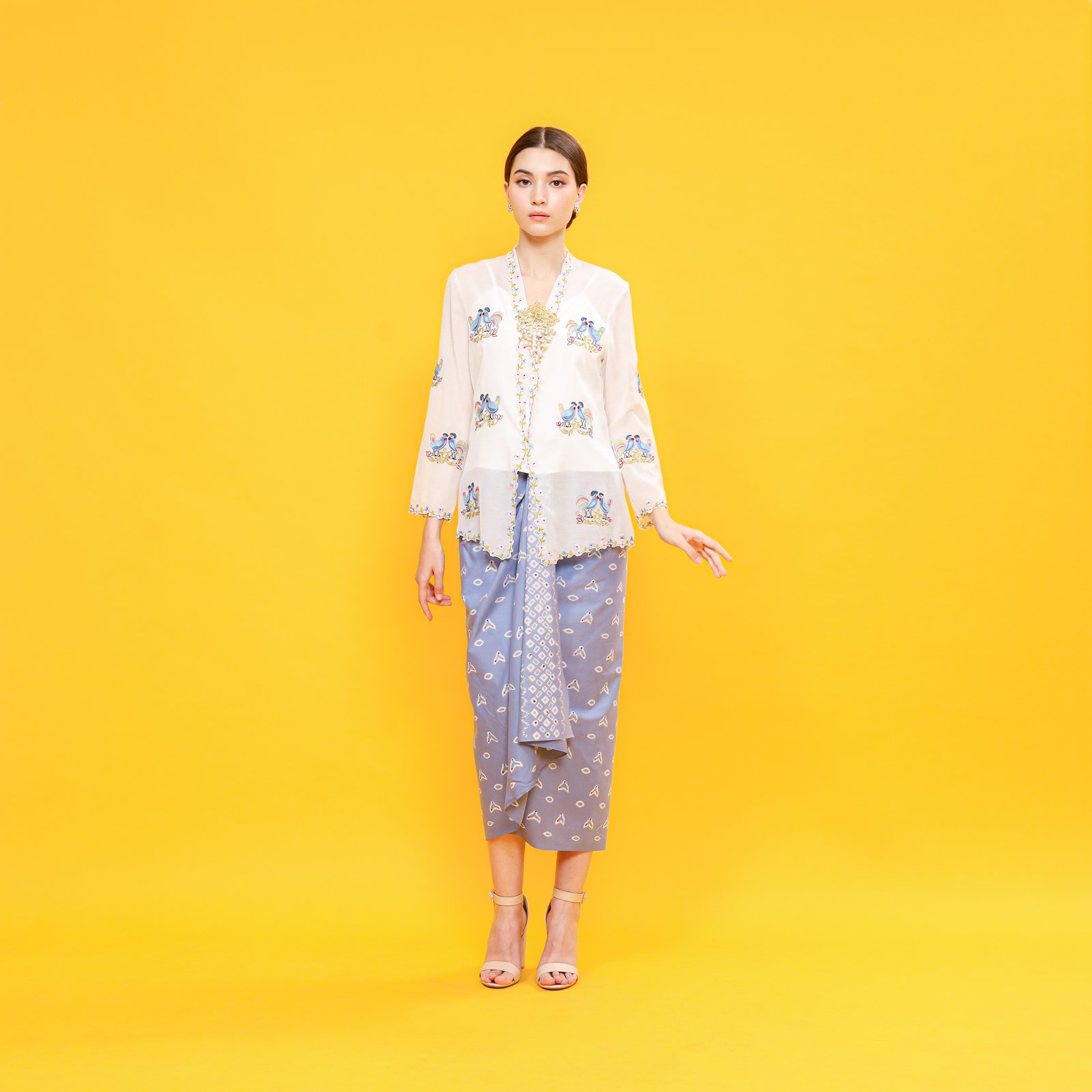 Kebaya Encim Ayam Jago